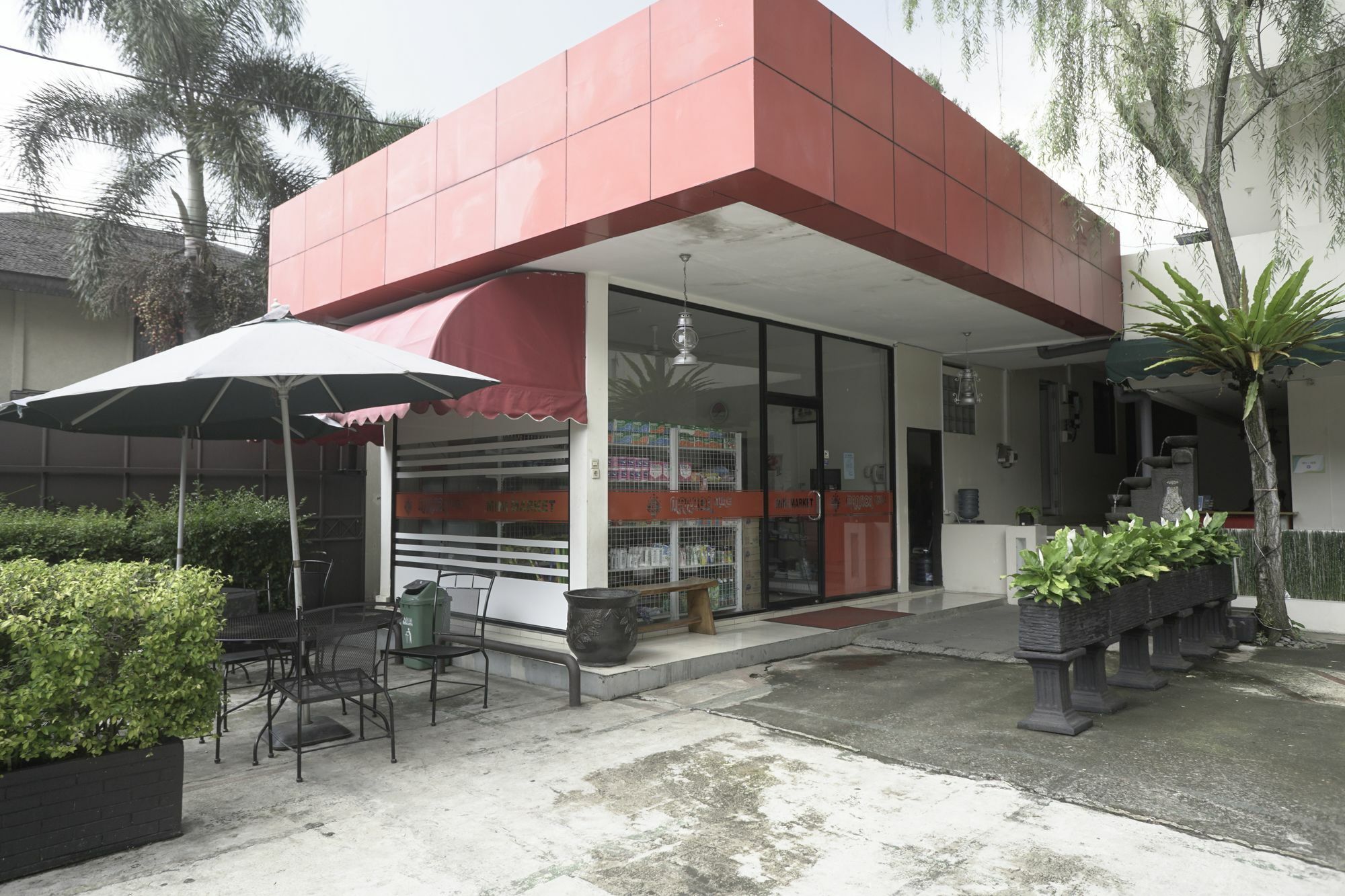 Reddoorz Plus @ Ciumbuleuit Area Bandung Exterior foto