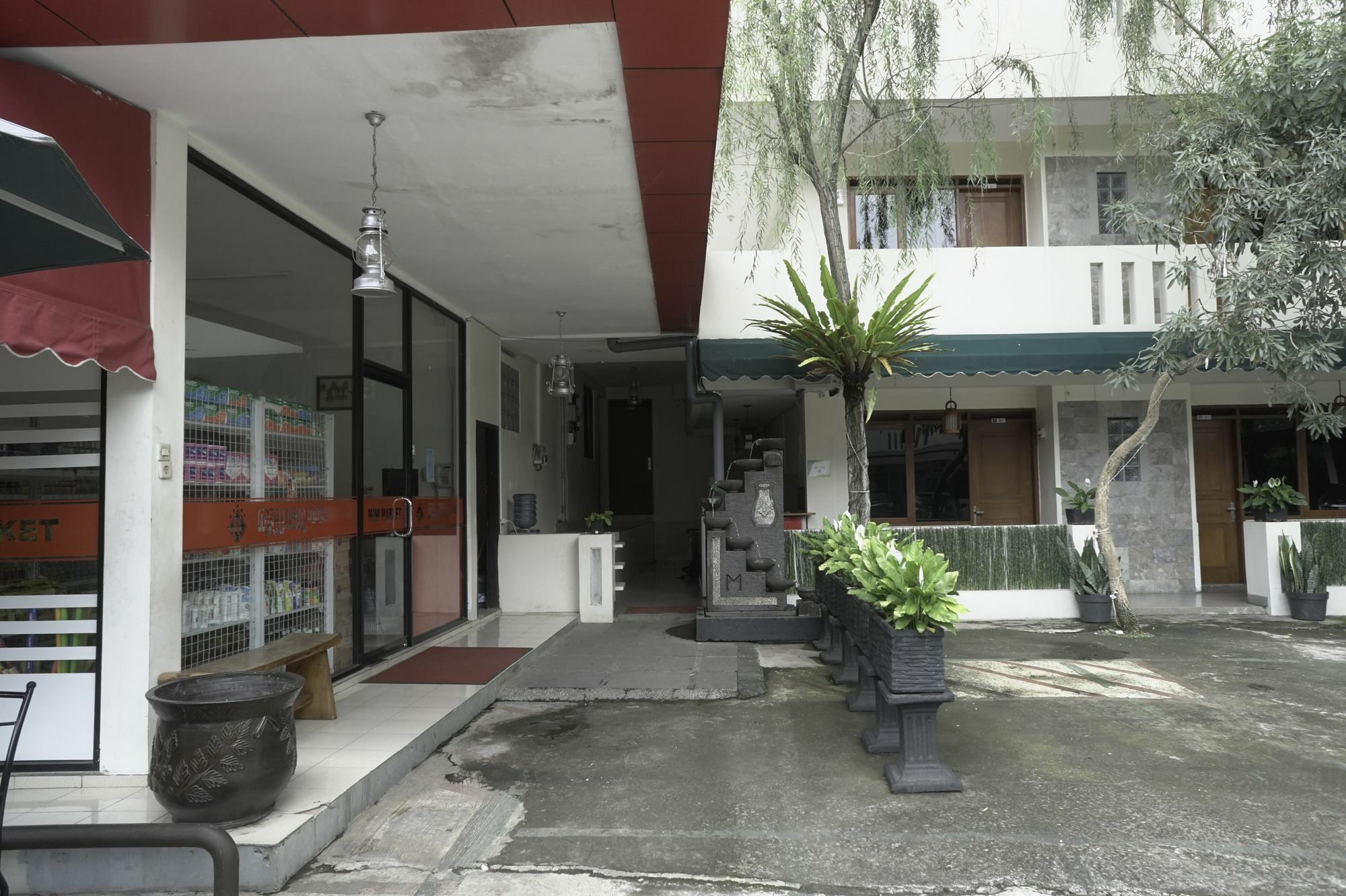 Reddoorz Plus @ Ciumbuleuit Area Bandung Exterior foto